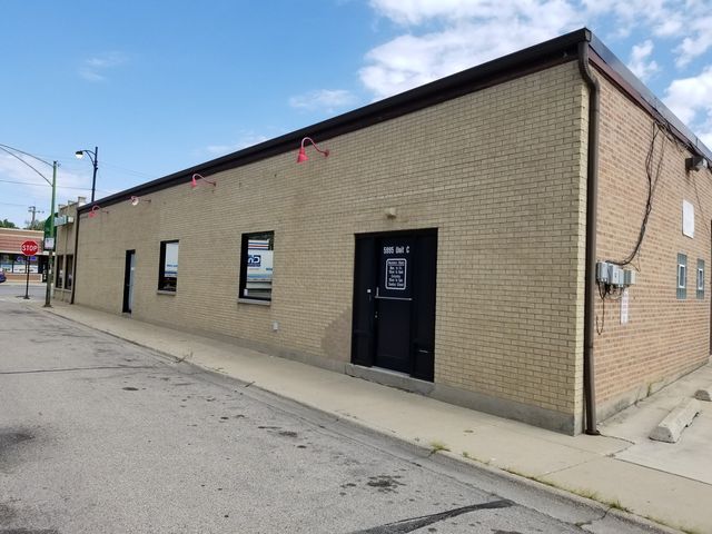 5995 S Archer Avenue, Chicago, IL 60638