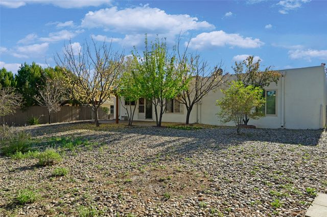 6430 Vooscane Avenue, Cochiti Lake, NM 87083