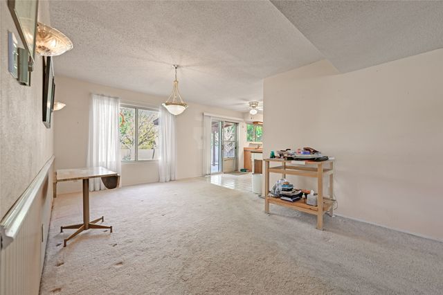 6430 Vooscane Avenue, Cochiti Lake, NM 87083