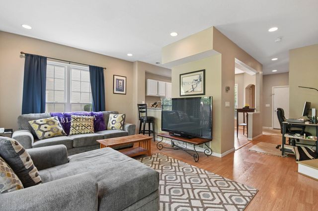 2660 Village Pier Lane, B10, Hilliard, OH 43026