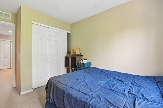 2660 Village Pier Lane, B10, Hilliard, OH 43026