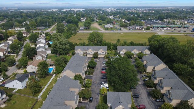 2660 Village Pier Lane, B10, Hilliard, OH 43026