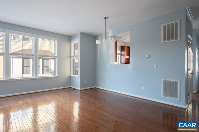 115 Melbourne Park Cir Apt D, Charlottesville, VA 22901