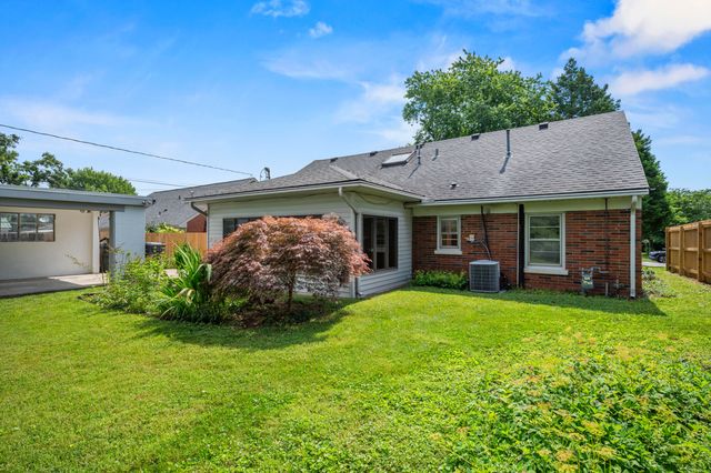 2029 Dellwood Drive, Lexington, KY 40503