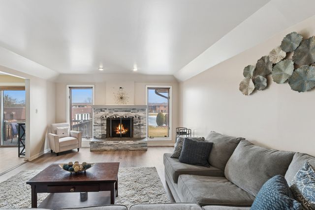 1429 Woodhollow Drive, Flossmoor, IL 60422