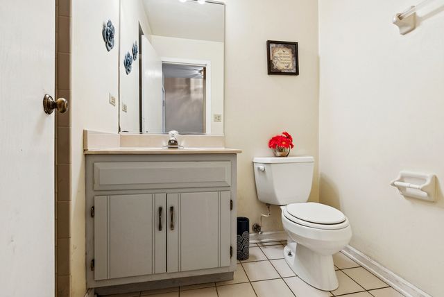 1429 Woodhollow Drive, Flossmoor, IL 60422