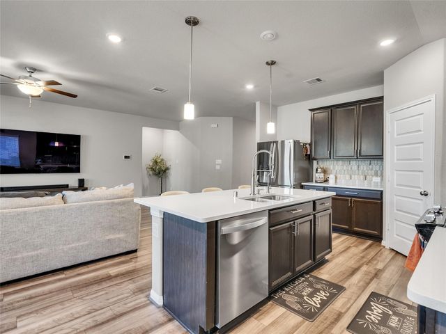 6006 Scott Way, Rosenberg, TX 77471