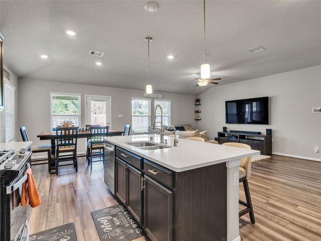 6006 Scott Way, Rosenberg, TX 77471