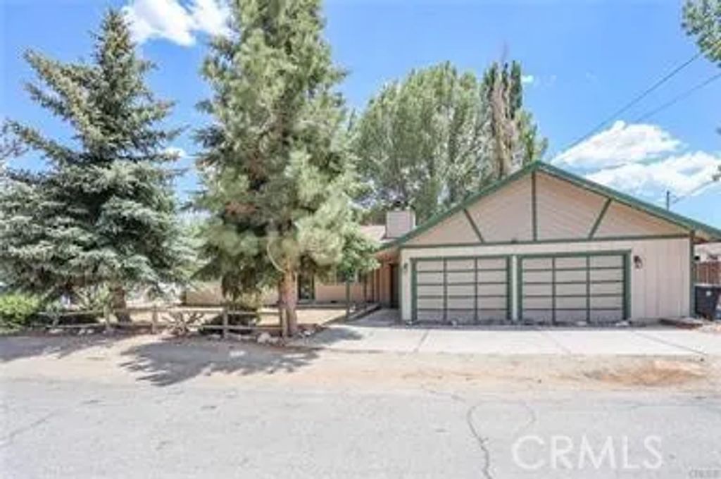 328 Grenfall, Big Bear City, CA 92314