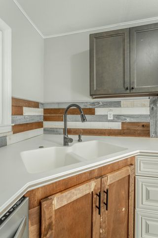 656 N Moore Road, Chattanooga, TN 37411