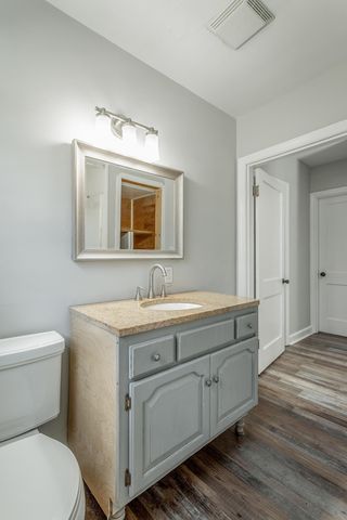 656 N Moore Road, Chattanooga, TN 37411