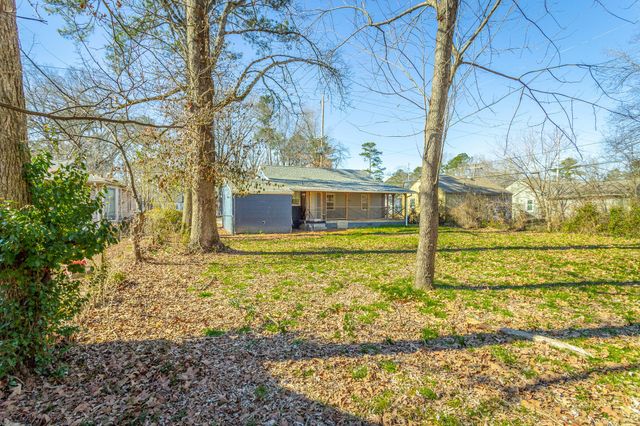 656 N Moore Road, Chattanooga, TN 37411