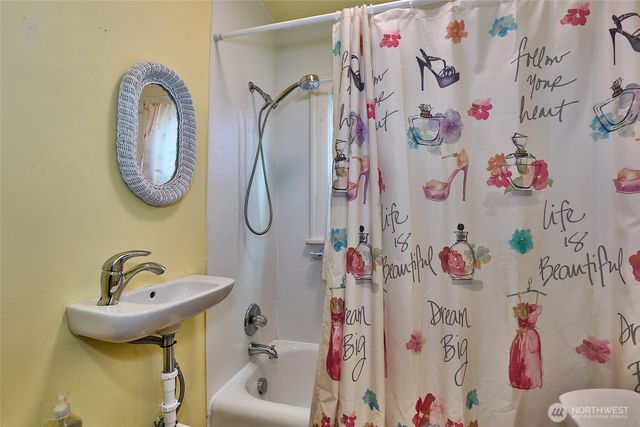 403 Alabama Street, Bellingham, WA 98225