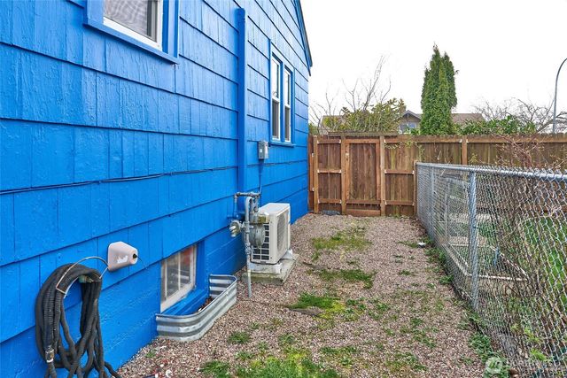 403 Alabama Street, Bellingham, WA 98225