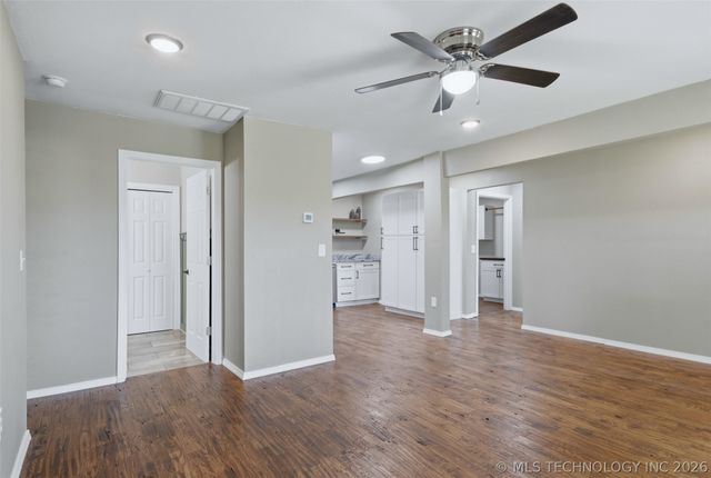 605 NE 6th Street, Wagoner, OK 74467