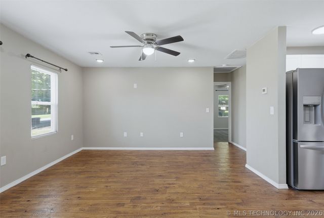 605 NE 6th Street, Wagoner, OK 74467