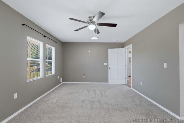 605 NE 6th Street, Wagoner, OK 74467