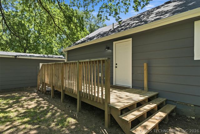 605 NE 6th Street, Wagoner, OK 74467