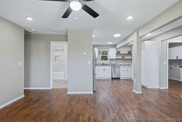 605 NE 6th Street, Wagoner, OK 74467
