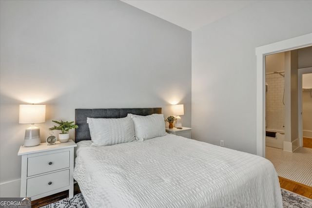 10671 Serenbe Lane, Chattahoochee Hills, GA 30268