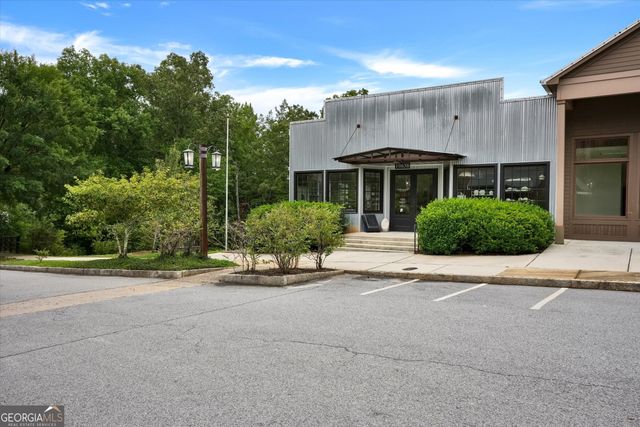 10671 Serenbe Lane, Chattahoochee Hills, GA 30268