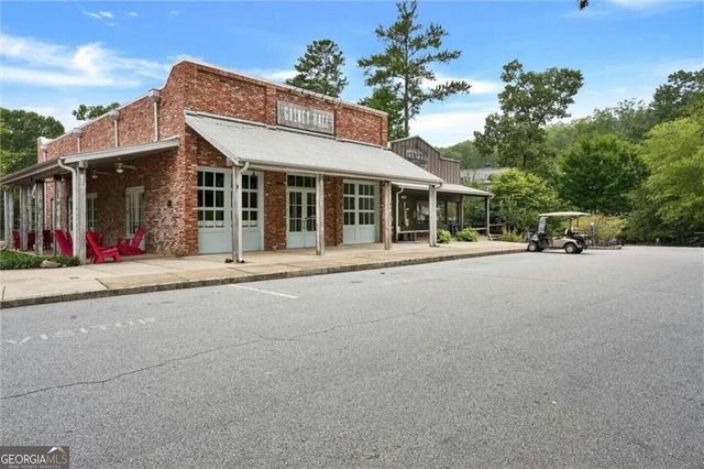 10671 Serenbe Lane, Chattahoochee Hills, GA 30268