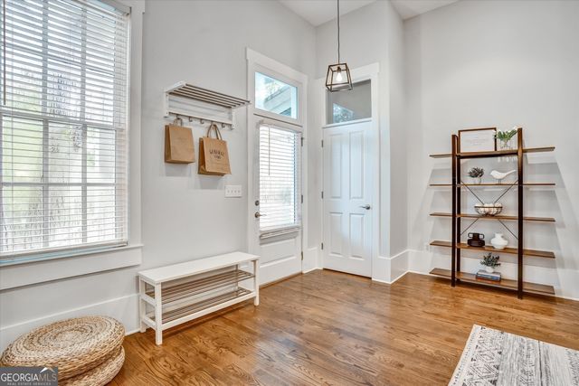 10671 Serenbe Lane, Chattahoochee Hills, GA 30268