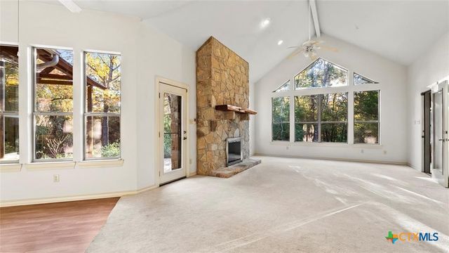 315 Arbors Circle, Elgin, TX 78621