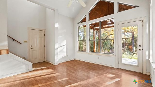 315 Arbors Circle, Elgin, TX 78621