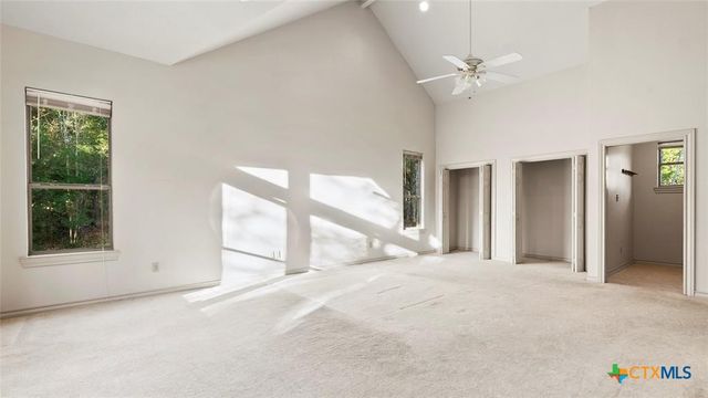 315 Arbors Circle, Elgin, TX 78621