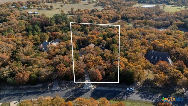 315 Arbors Circle, Elgin, TX 78621