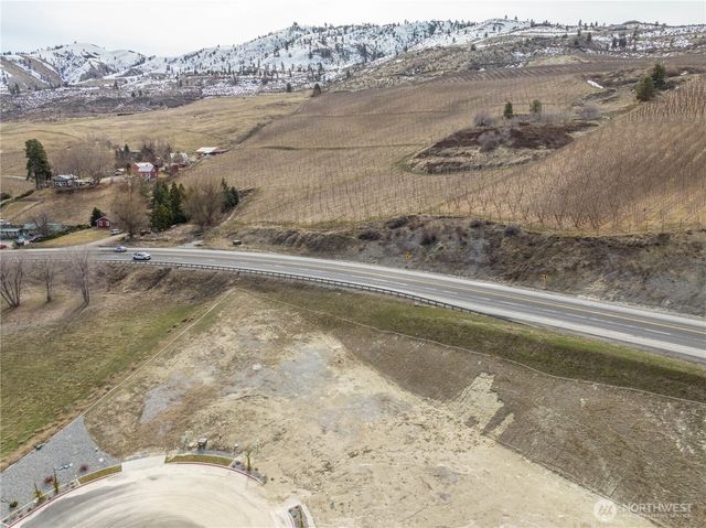 174 Loretta Lane, Chelan, WA 98816