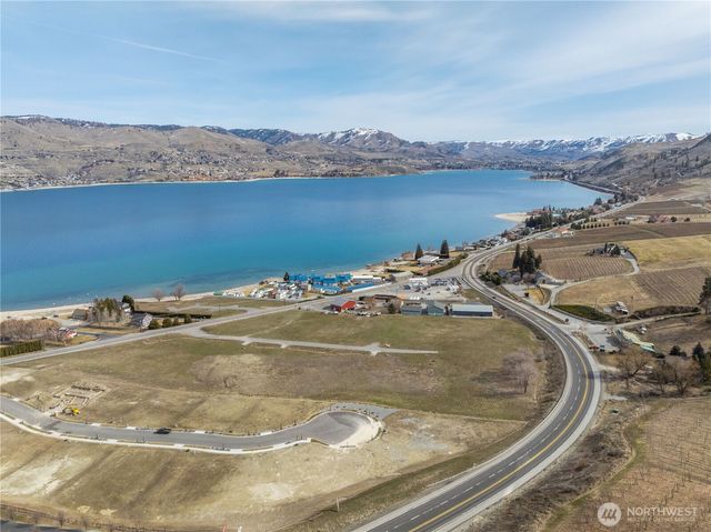 174 Loretta Lane, Chelan, WA 98816