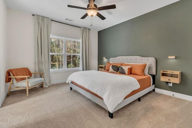 246 Woodward Way, Talking Rock, GA 30175