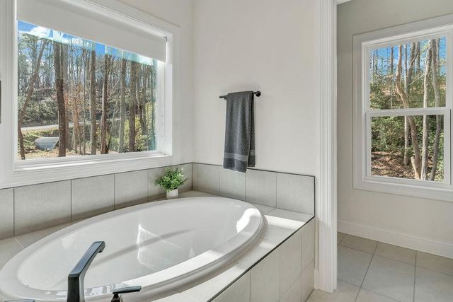 246 Woodward Way, Talking Rock, GA 30175