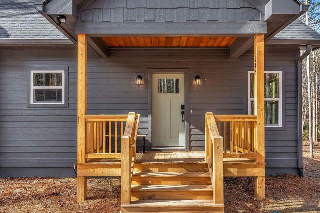 246 Woodward Way, Talking Rock, GA 30175