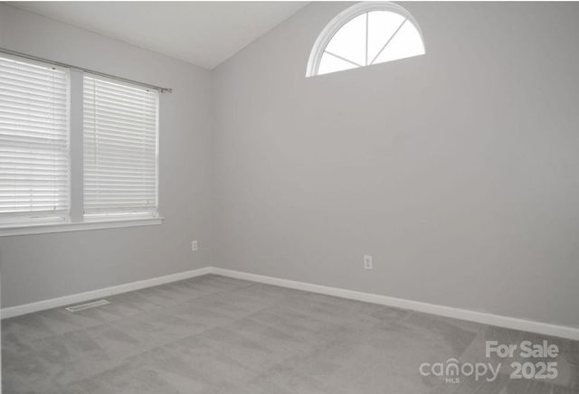 105 S Tanninger Road, Mount Holly, NC 28120