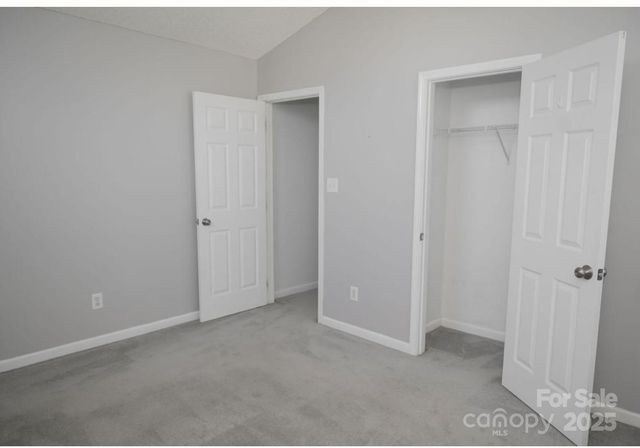 105 S Tanninger Road, Mount Holly, NC 28120
