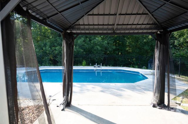 105 S Tanninger Road, Mount Holly, NC 28120