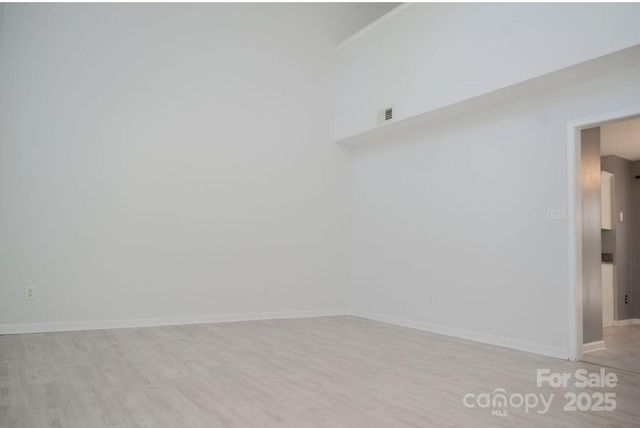 105 S Tanninger Road, Mount Holly, NC 28120