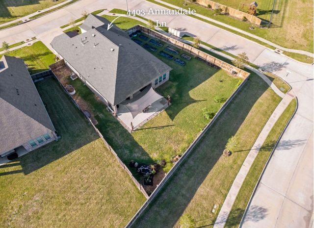 4403 Annandale Lane, Rosharon, TX 77583