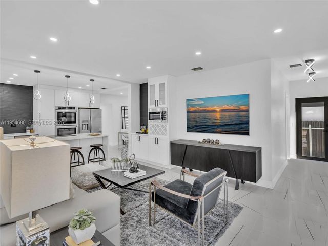 1937 SW 16th Ave, Miami, FL 33145