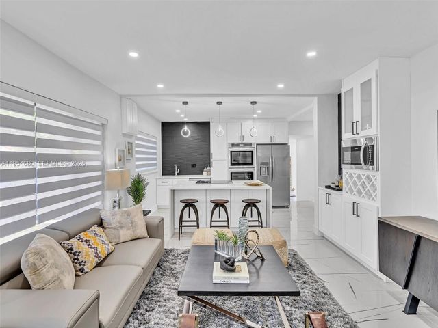 1937 SW 16th Ave, Miami, FL 33145