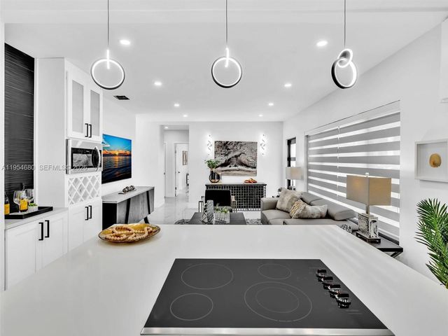 1937 SW 16th Ave, Miami, FL 33145