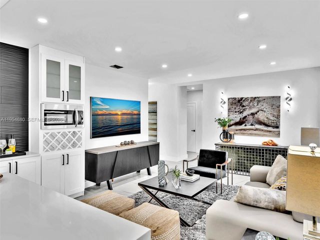 1937 SW 16th Ave, Miami, FL 33145