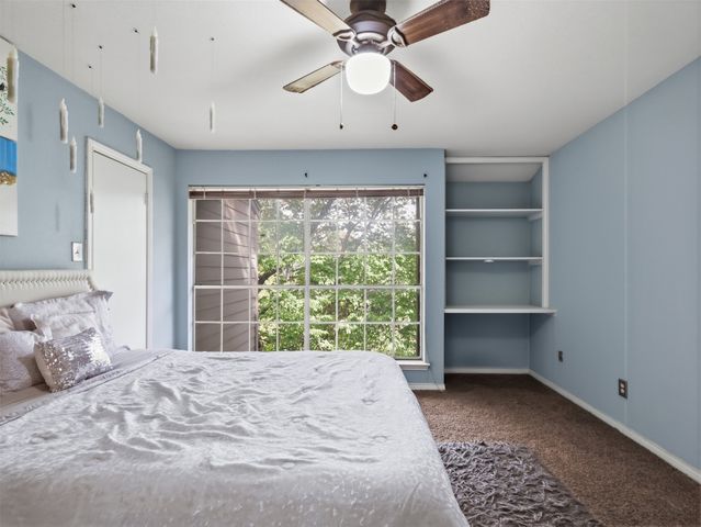 9801 Royal Lane 702, Dallas, TX 75231