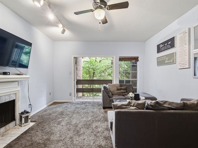 9801 Royal Lane 702, Dallas, TX 75231