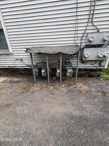 1521 Van Vranken Avenue, Schenectady, NY 12308