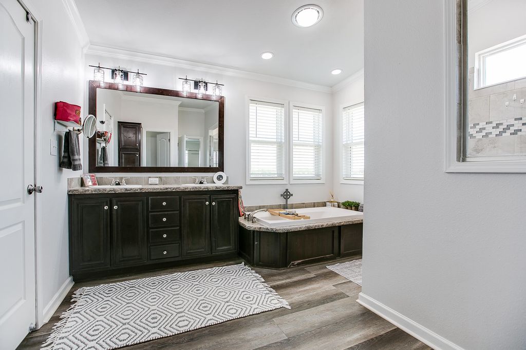 Image 34 of property listing at 281 2884, Ballinger, TX 76821