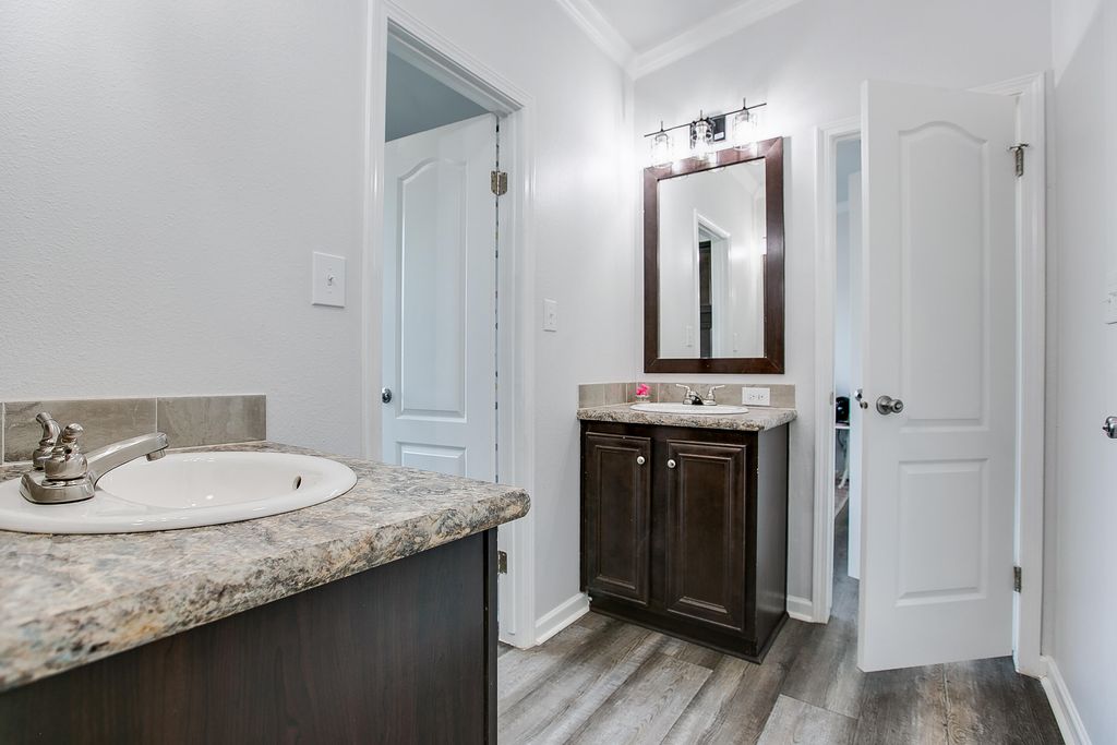 Image 39 of property listing at 281 2884, Ballinger, TX 76821